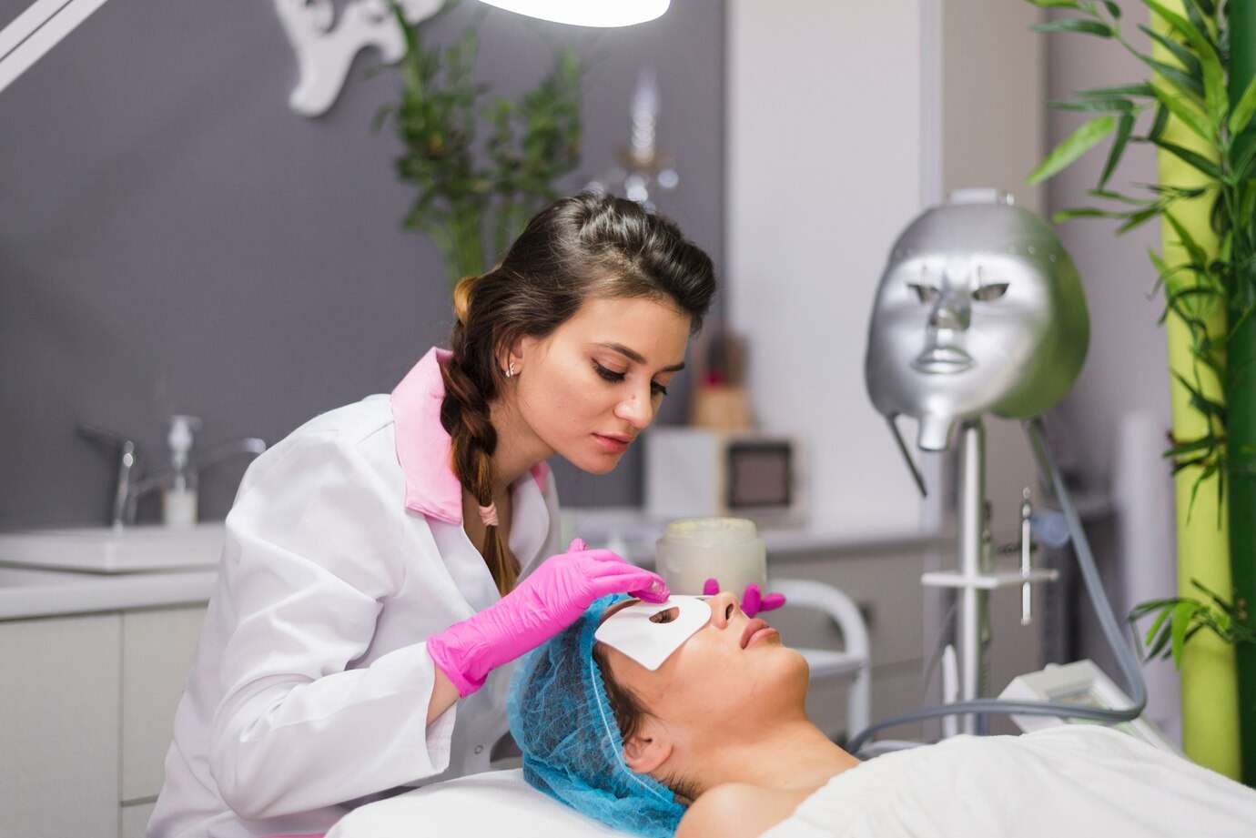 List the 5 Affordable Beauty Treatments in Ashtamudi Beauty Salon Dubai